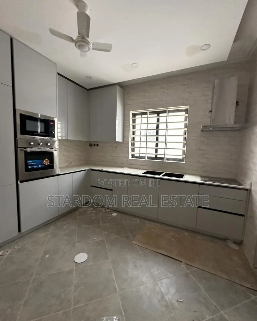 4bdrm Duplex in Spintex for sale