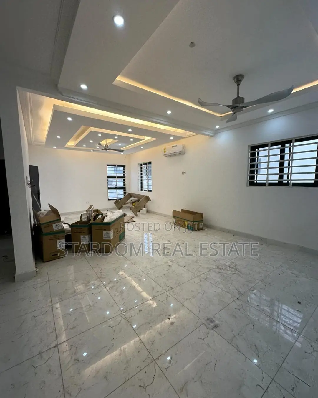 4bdrm Duplex in Spintex for sale