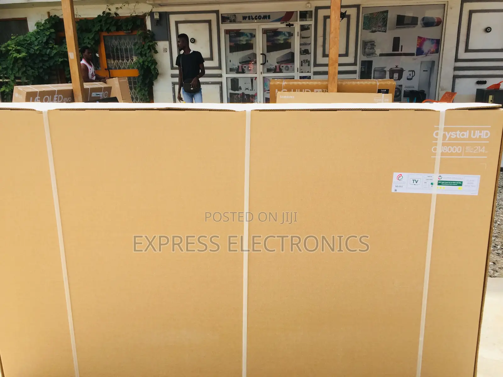 Samsung 85”Cu8000 UHD Smart Screen Dynamic Color