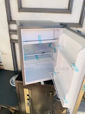 Energy Sufficient Pearl Pf-091-28 1 Door Bedside Fridge(72L)