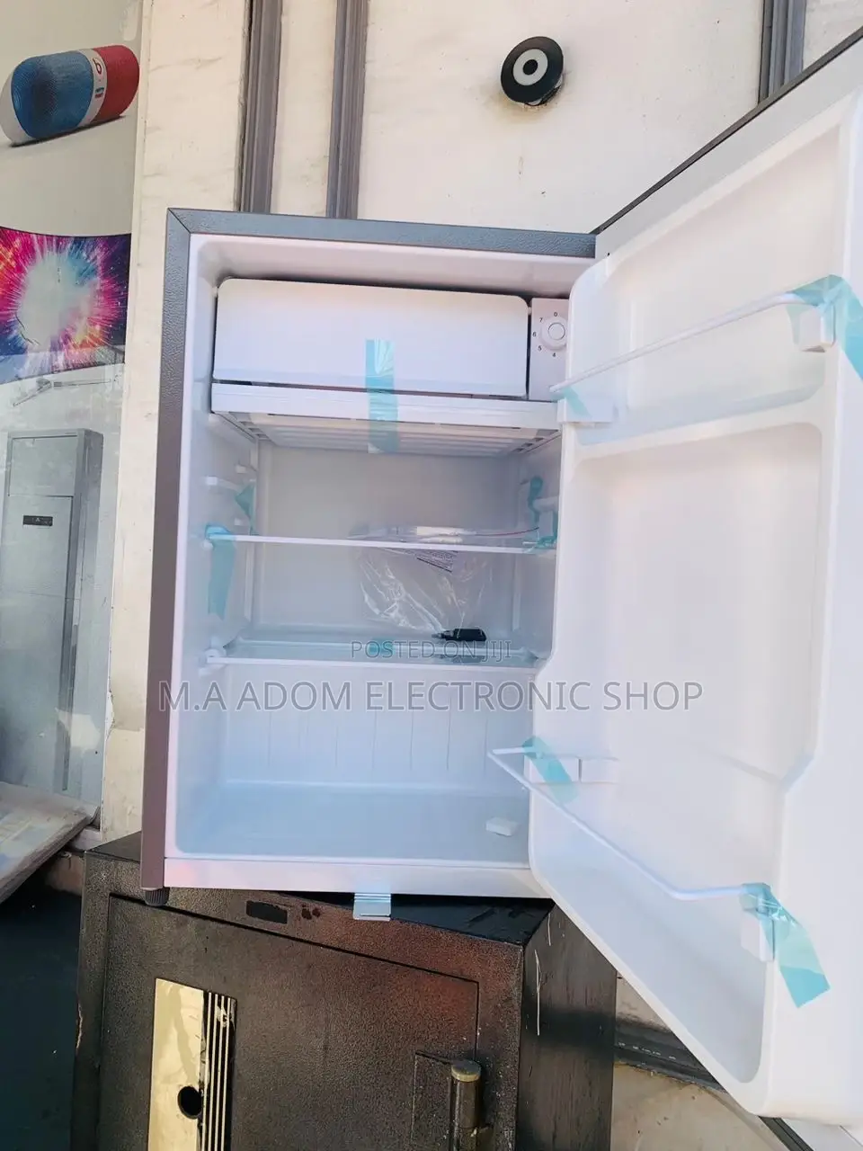 Bedside Pearl Pf-091-28 Single Door Refrigerator(72ltr).