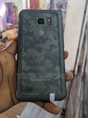 Samsung Galaxy S7 active 32 GB Green