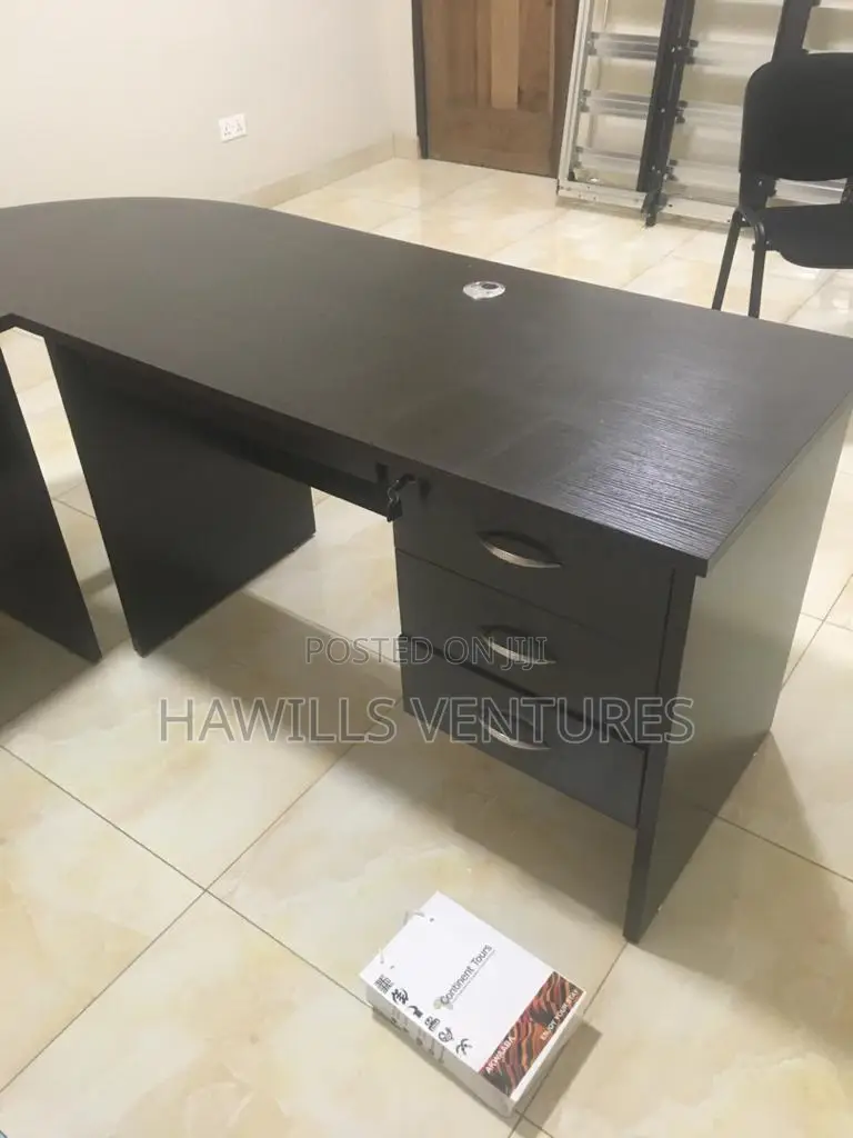 Executive Curve Table