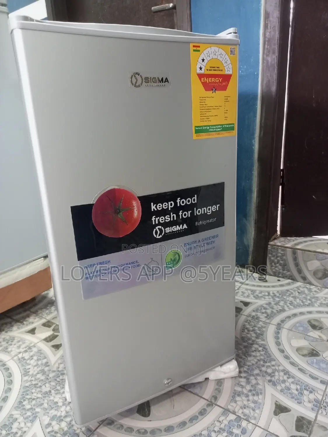 Sigma Sigma Sigma Sigma Tabletop Fridge