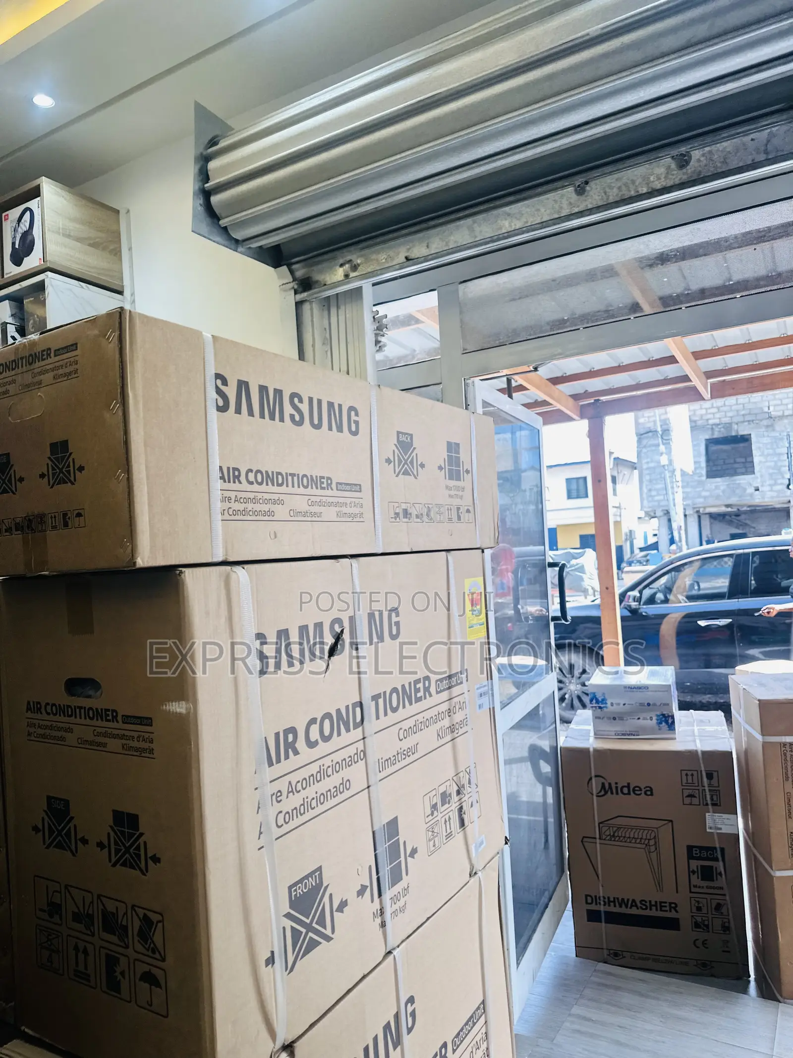 Get a New White Samsung 2.5hp Split R410 Gas