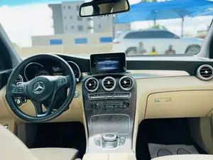 Mercedes-Benz GLC-Class 2018 White