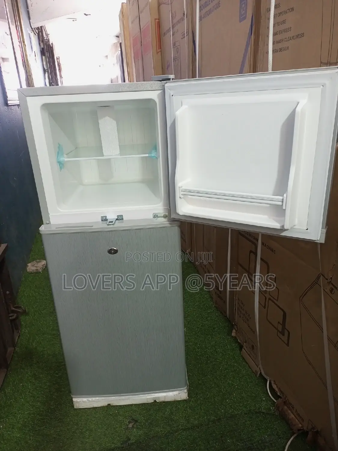 Best Condition Roch Fridge Suitable Brand New 128L