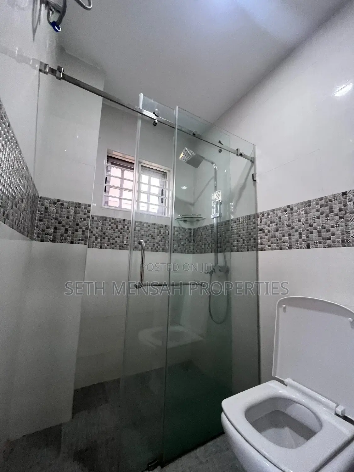 4bdrm House in Nketsia Oyarifa for sale
