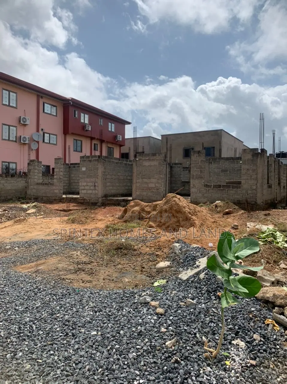 One Plot for Sale , Size 80/100