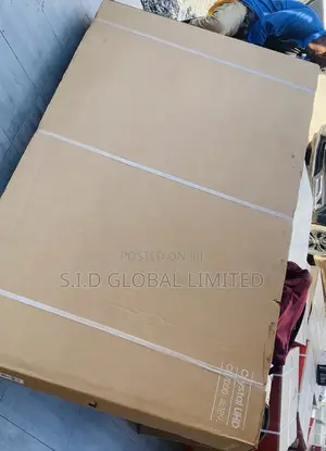 Well Designed 75" Crystal UHD CU7000 Smart TV