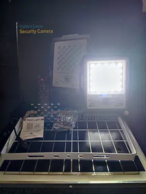 100w Solar Flood Light - Optic Lens