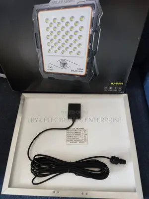 100w Solar Flood Light - Optic Lens