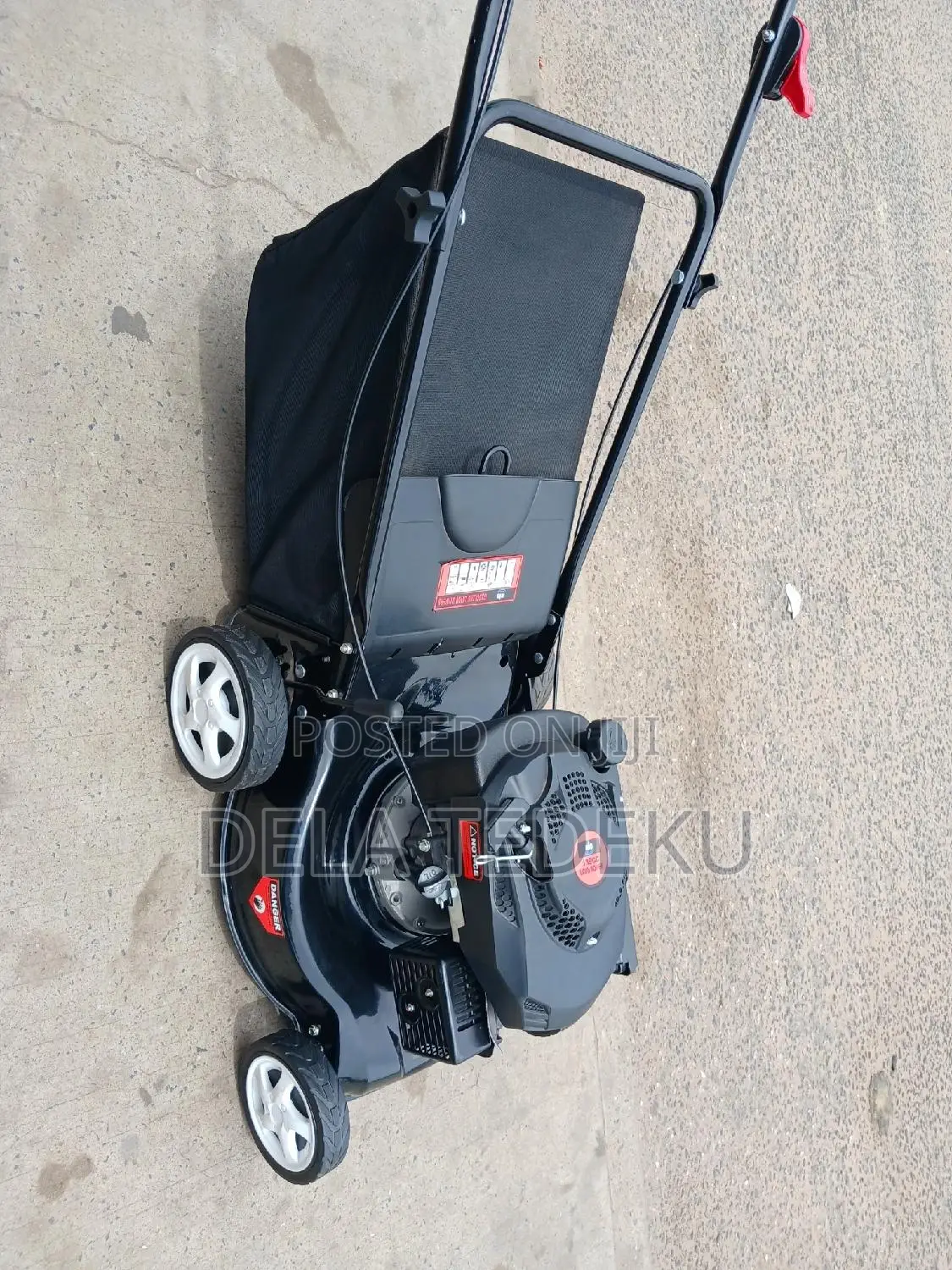 5.5hp , 20 Inches, 143cc, Lawn Mower, at Caprice B