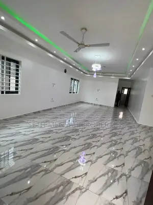 3bdrm House in Skm, Ablekuma for sale