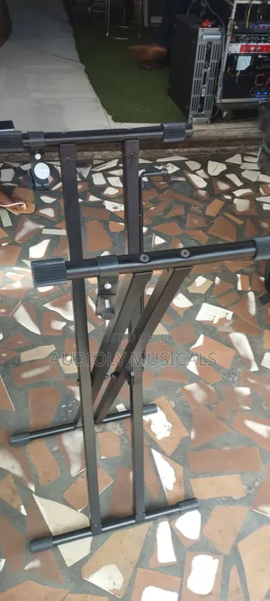 Keyboard Stand (Adjustable)