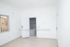 4bdrm House in Skm, Spintex for sale