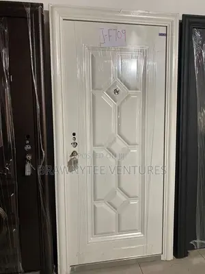Brawnytee W. Tk Door