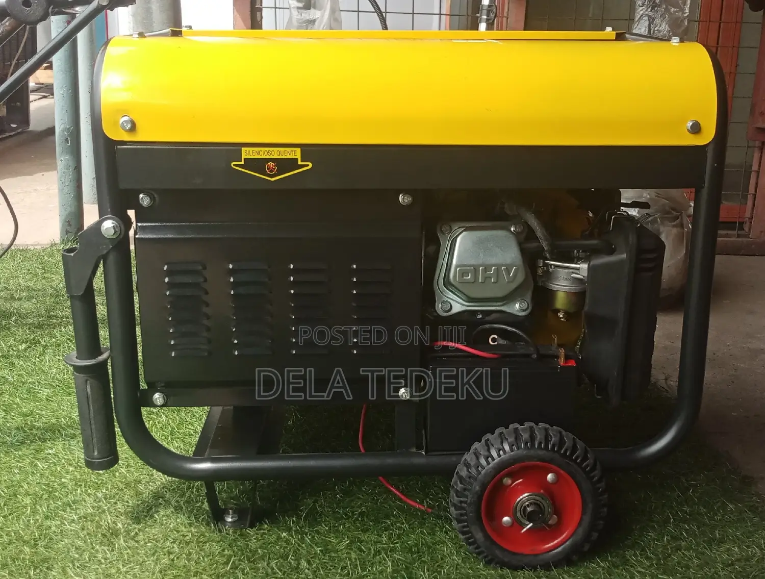 2.5kva Original Petrol Engine Generator/ at Caprice Bus Stop