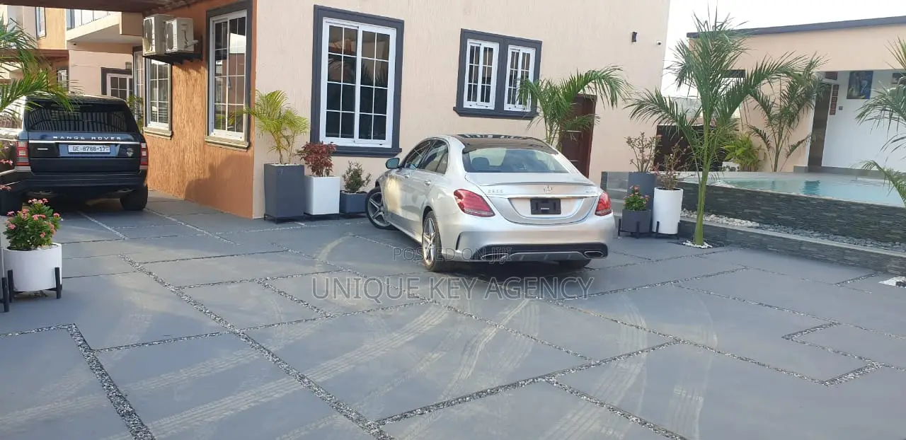Furnished 3bdrm House in Unique Key Agency, Accra Metropolitan