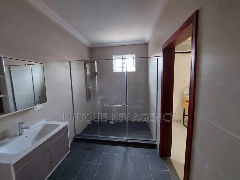 Furnished 3bdrm House in Unique Key Agency, Accra Metropolitan