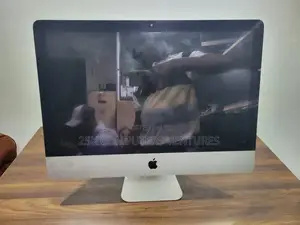 Desktop Computer Apple iMac 8GB Intel Core i3 SSD 128GB
