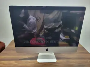 Desktop Computer Apple iMac 8GB Intel Core i3 SSD 128GB