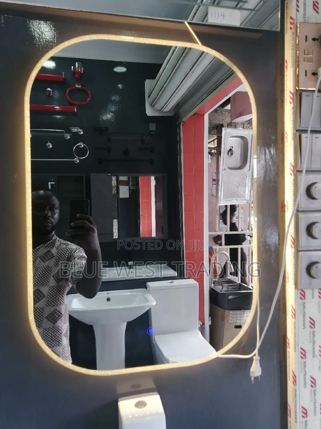 Stylish Mirror With LED Lights