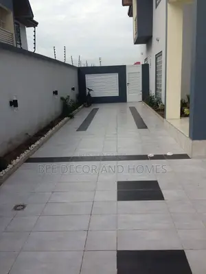 4bdrm House in Bee Decor & Homes, Lake Side Estate for sale