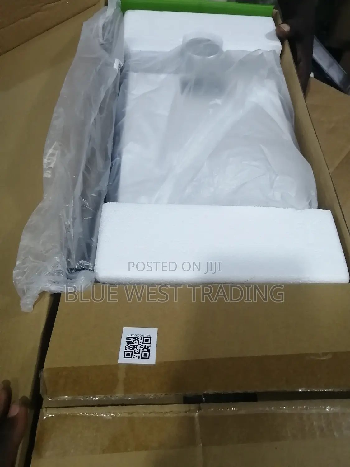 Syr Instant Water Heater With Digital Temperature Display