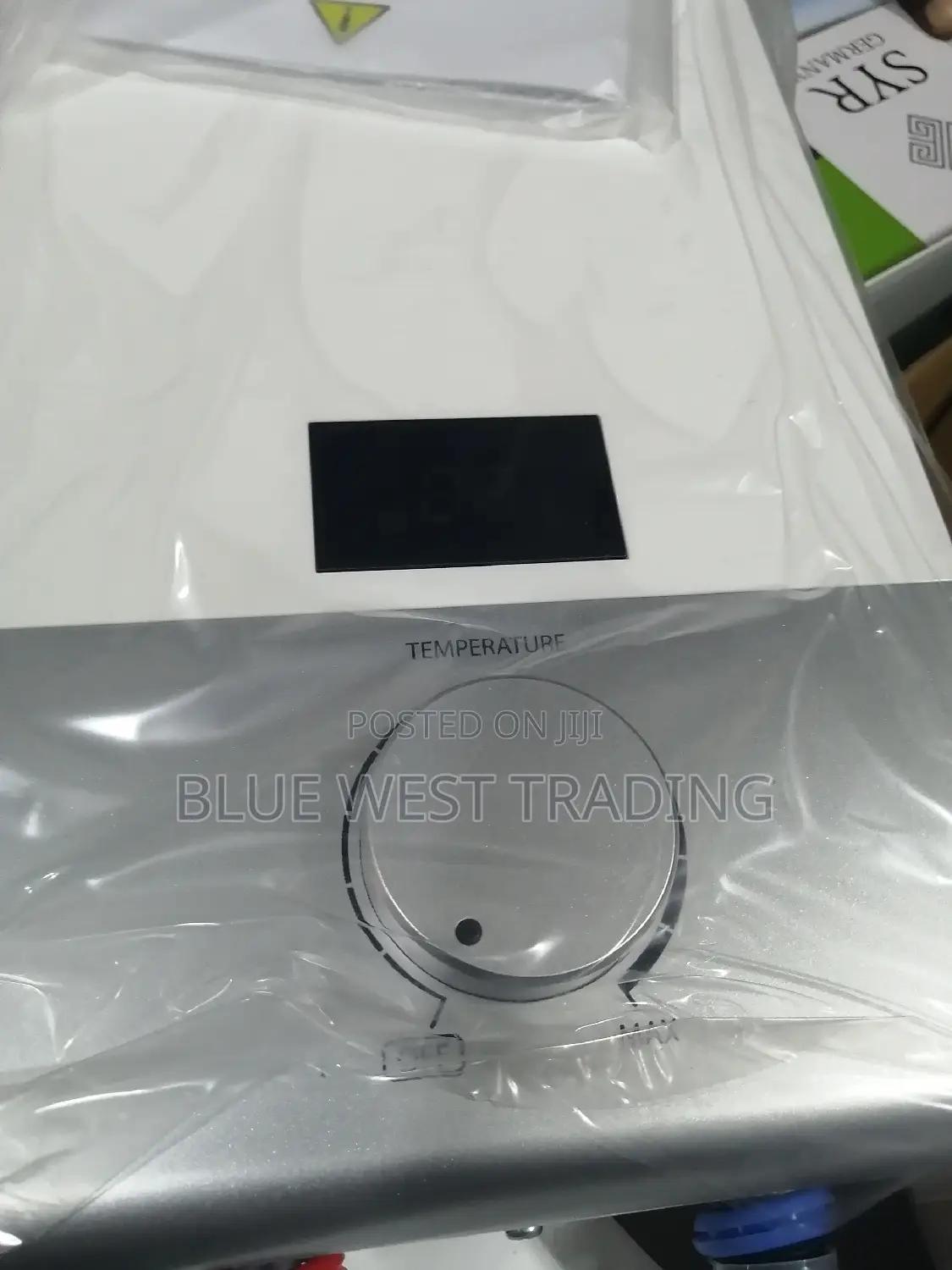 Syr Instant Water Heater With Digital Temperature Display