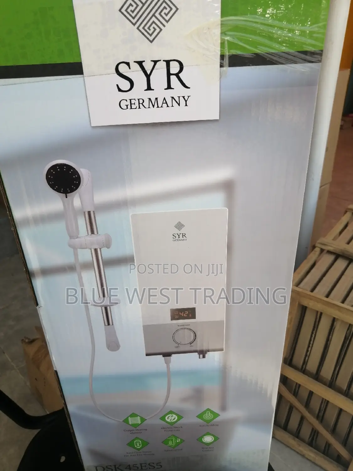 Syr Instant Water Heater With Digital Temperature Display