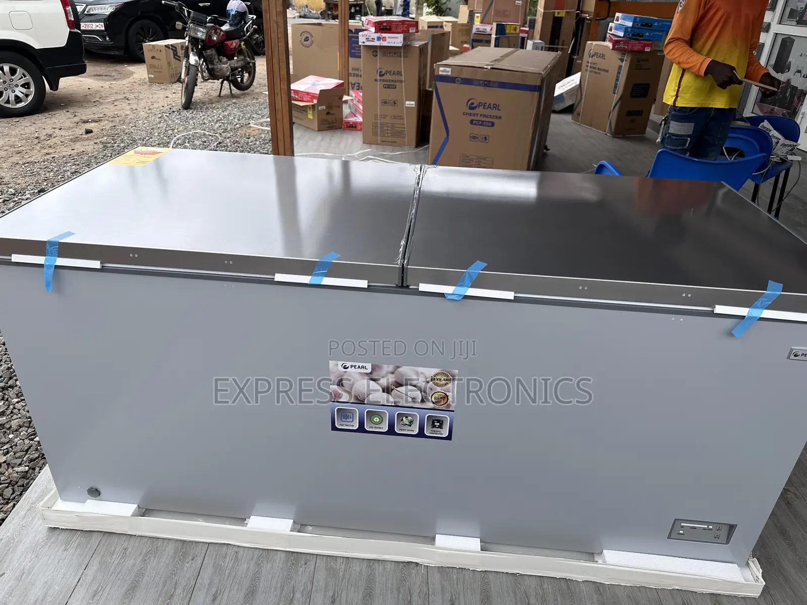 508L Double Door Freezer Pearl PCF-610