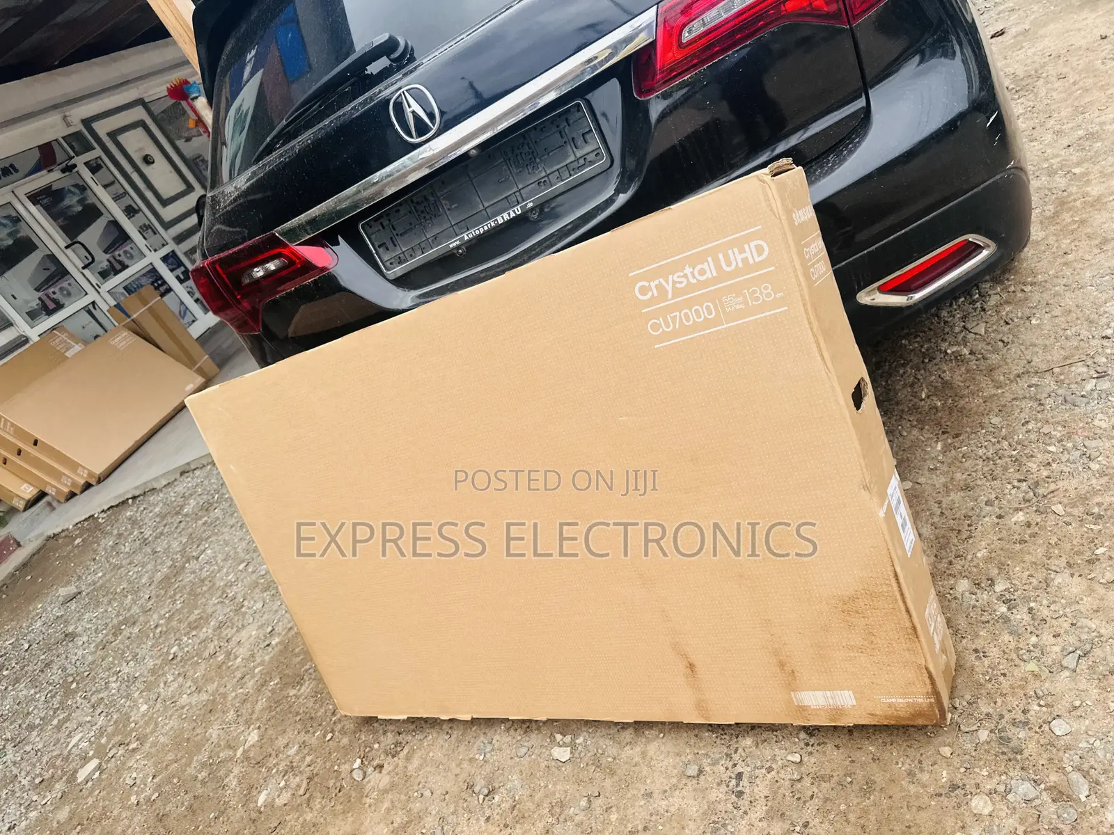 Brand New Slim Uhd Smart 55”Cu7000 Gloss Tv