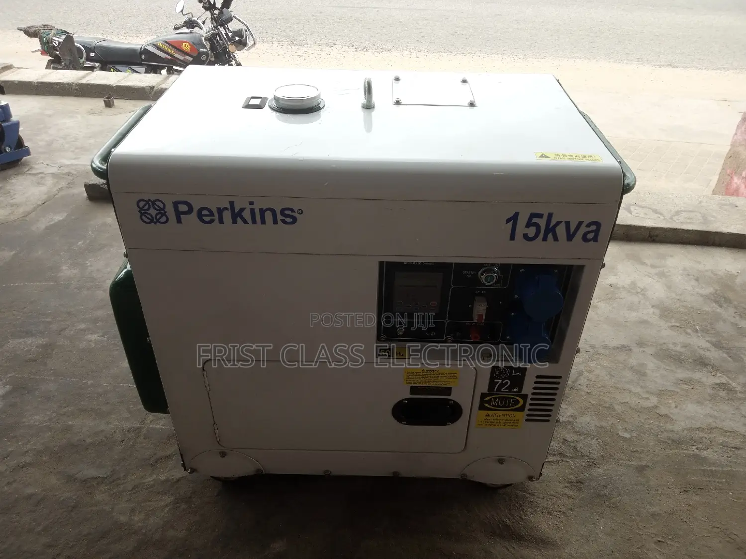 White and Green Perkins Generator Generator Generator 15kva