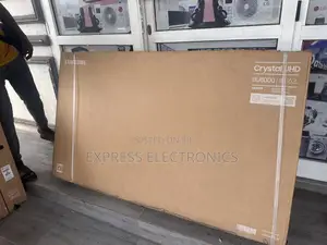 Samsung Slim UHD Smart 65”Cu8000