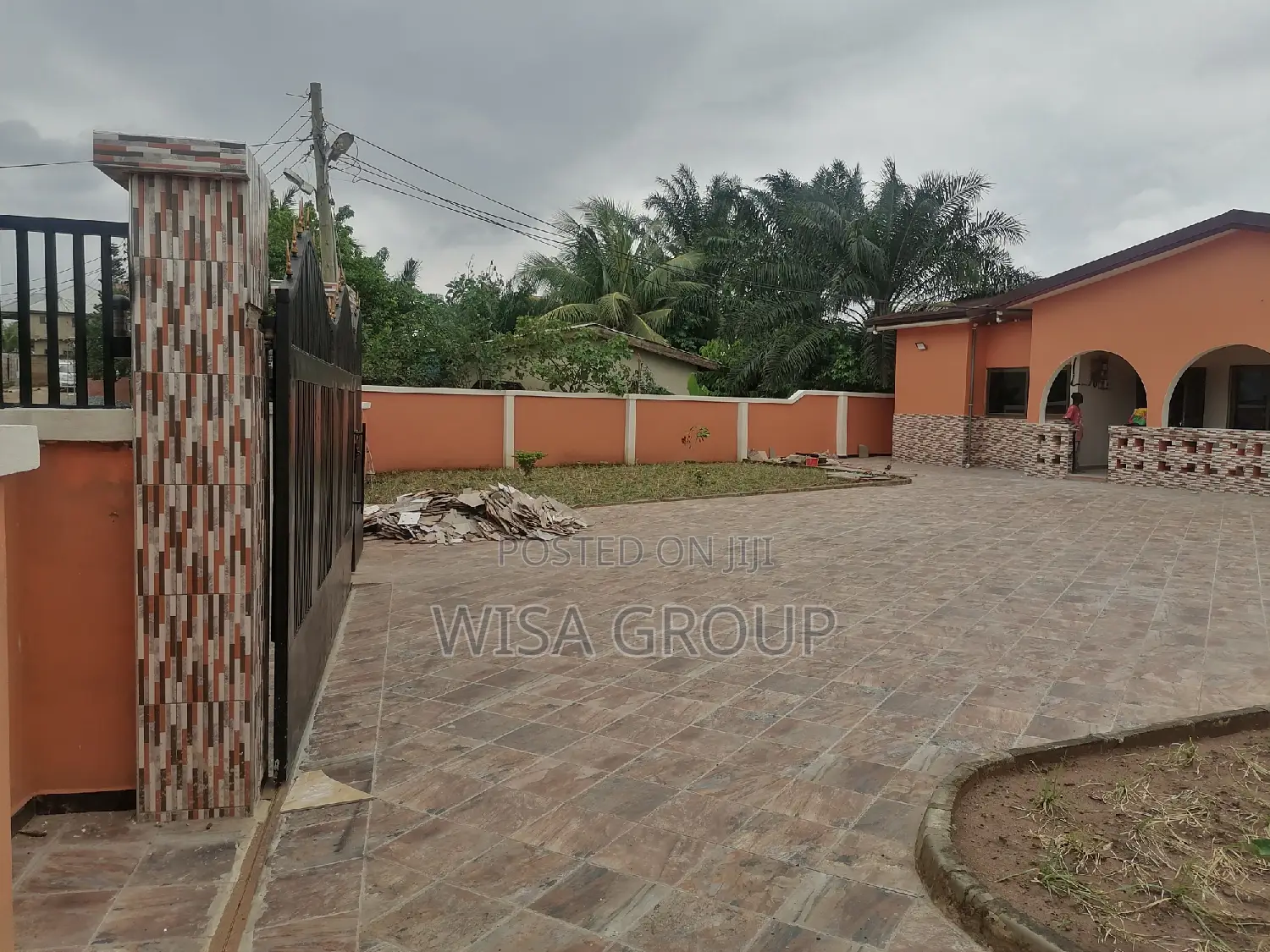 5bdrm House in Wisa Groups, Accra Metropolitan for rent