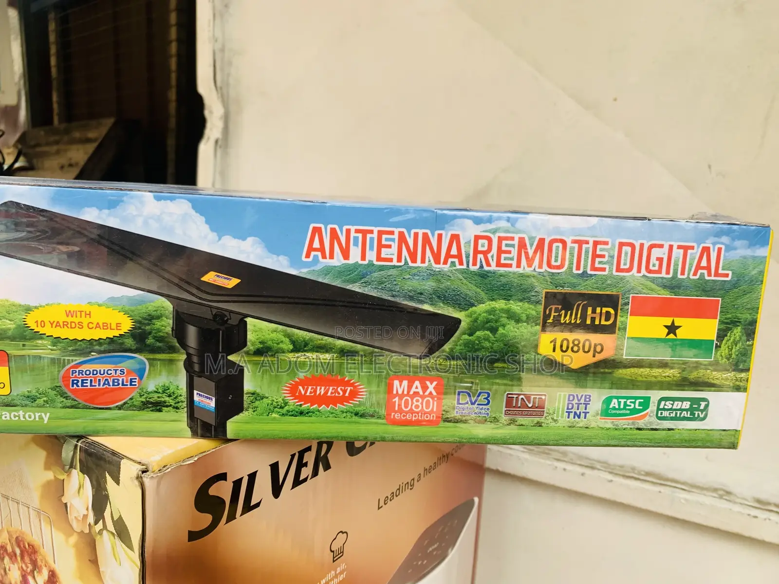 Outside Digital Antenna With Booster