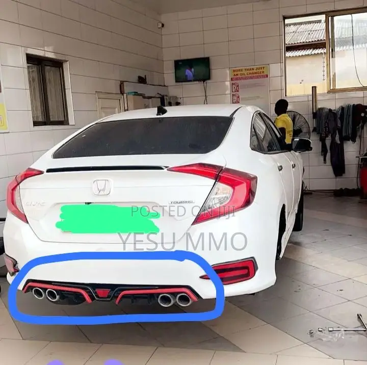 Honda Civic 2019 Spec Diffuser