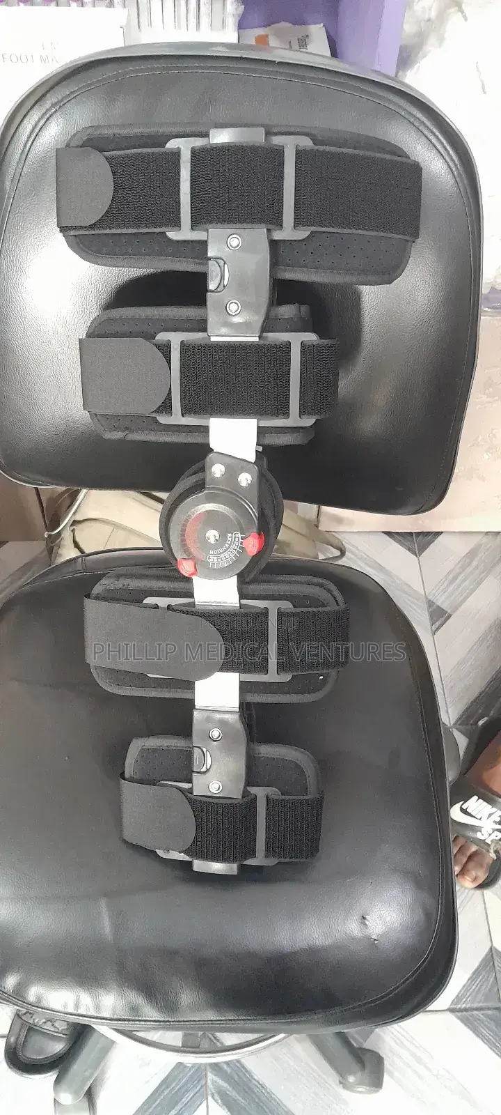 Knee Brace