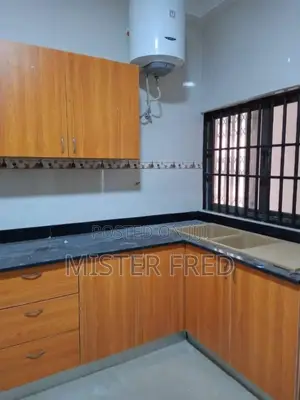 3bdrm House in Broadcasting, Weija for sale