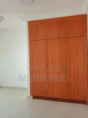 3bdrm House in Broadcasting, Weija for sale
