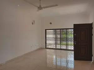 3bdrm House in Broadcasting, Weija for sale
