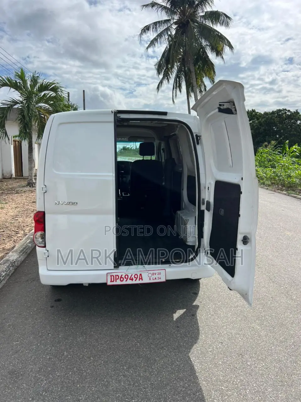 Nissan NV200 2014 White