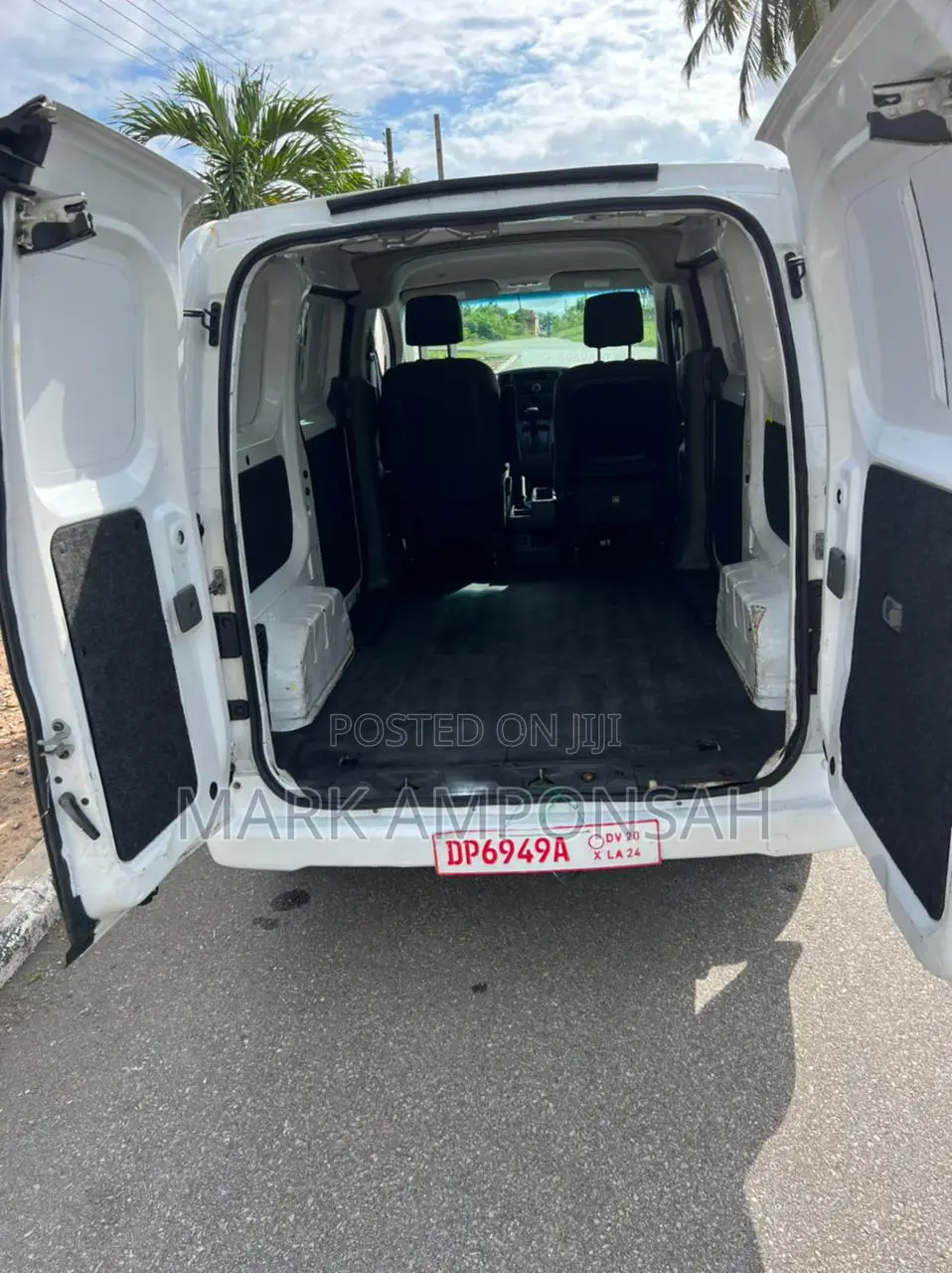 Nissan NV200 2014 White