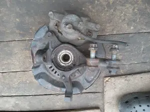 Toyota Yaris Complete Hub Original