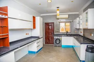 4bdrm Duplex in East Legon for rent