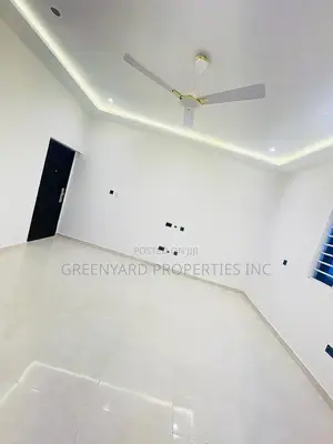 4bdrm Duplex in East Legon for sale