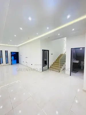 4bdrm Duplex in East Legon for sale