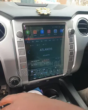 Toyota Tundra 2017 Tesla