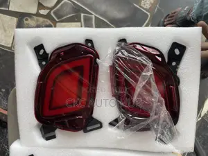 Highlander 2014 2015 2016 2017 Back Bumper Reflector